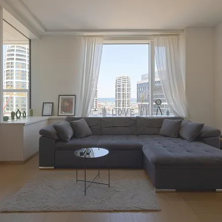 Skau Panorama Family & Business Apartment City View Free Parking Bratislava Exterior photo